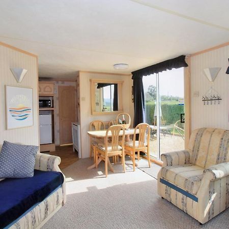 Villa Orchard View Retreat - Dog Friendly, Enclosed Private Garden With Weather Dependant Hot Tub - Not On A Holiday Park Little Clacton Exterior foto